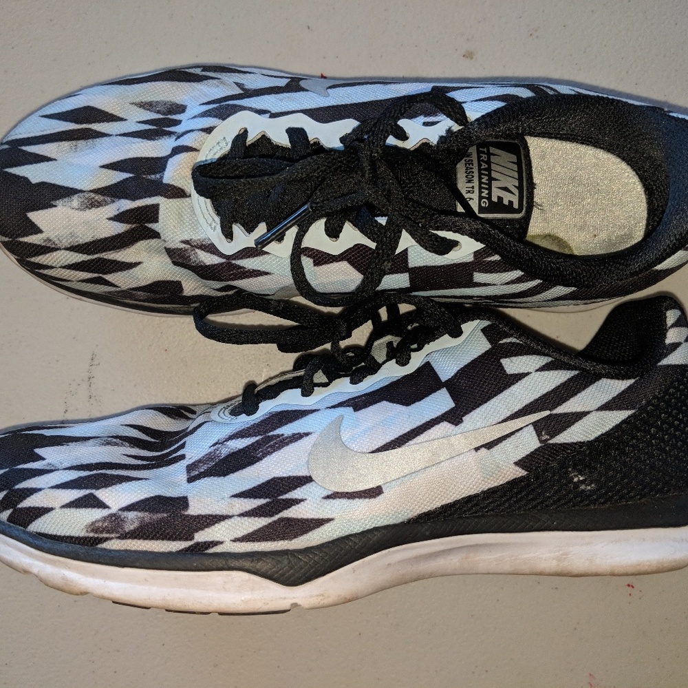 Nike Sneakers